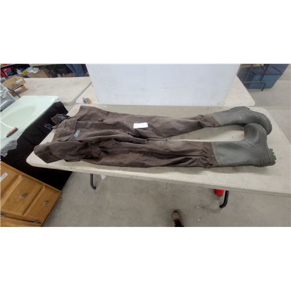 Compac Chest Waders with Integrated Rubber Boots and Lugged Soles Size 12