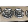 Image 5 : 4 Chevrolet Motor Division Centre Caps and 4 Beauty Rings