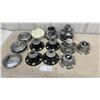 Image 1 : Collection of GMC and Chevy Centre Caps
