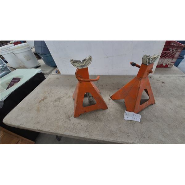 Pair of Orange Ratcheting Car Jack Stands with White Saddles