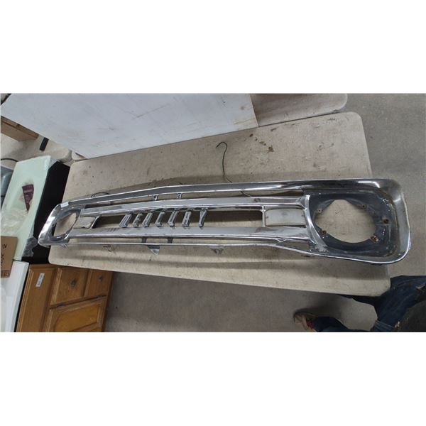 1968 Mercury Montego/Cyclone Driver's Side Grille Assembly with Turn Signal 72”