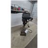 Image 2 : Mastercraft Model 55-1510-6 Benchtop Drill Press with Cast Iron Base and Work Table