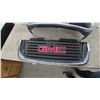 Image 2 : GMC Sierra/Yukon 1999-2002 Front Grille Assembly Halves, Chrome with Red Emblem