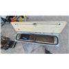 Image 4 : Fiberglass Pickup Truck Storage Box with Lockable Lid and Dual Latches