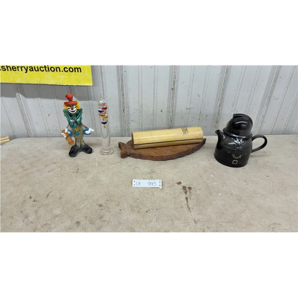 Vintage Black Ceramic Novelty Police Officer Teapot, Pall Mall Cigarette Holder