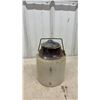 Image 4 : Two-Tone Stoneware 1-Gallon Jug and Pickle Crock