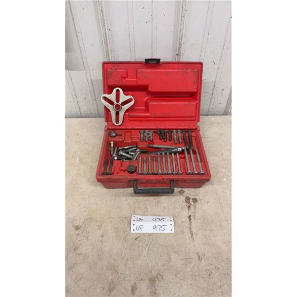 Snap-On Bolt-Grip Puller Set with CJ98 Yoke in PB19 Case