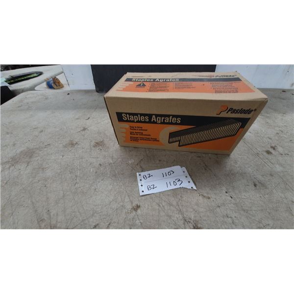 Paslode Galvanized 1 1/2” 16 Gauge Standard Crown Staples, Box of 10,500, Model 3200-S16, Full box