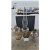 Image 3 : 3 Antique Kerosene Lamps Including Bradley and Hubbard Rayo Nickel-Plated and Glass Font Lamps