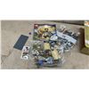Image 6 : LEGO Technic Ford Mustang Shelby GT500 Set 42138 and Wonder Woman vs, Cheetah Set