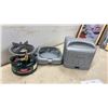 Image 5 : Unimet Pressure Lantern, Coleman Model 508A700C Camping Stove, Coleman Carrying Case