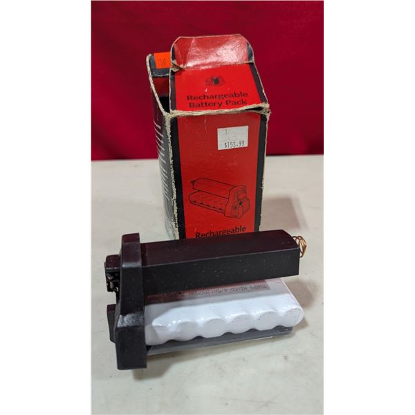 Hot-Shot Rechargeable Battery Pack for Livestock Prods (HS2000 / Sabre Six)