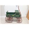 Image 2 : John Deere Collector Vintage Farm Wagon