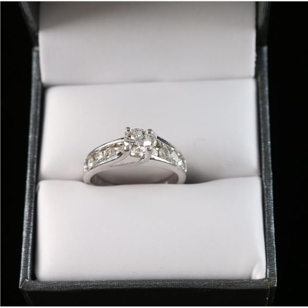 Ladies Diamond Ring Set