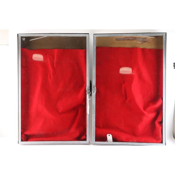 Lot of 2 Show Type Cases