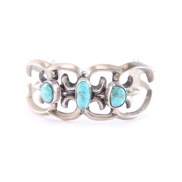 Three Stone Sandcast Cuff