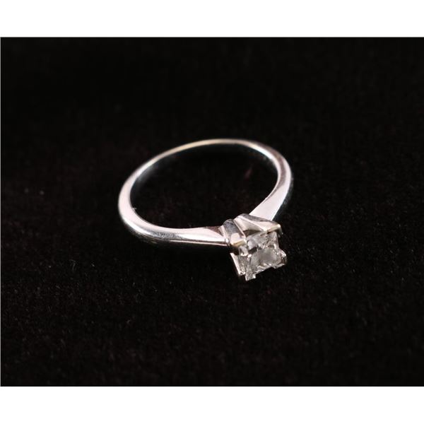 Demure Ladies Diamond Engagement Ring