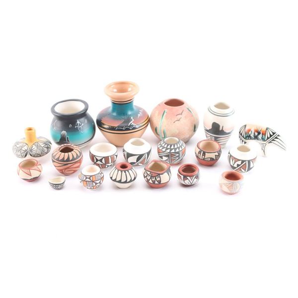 A Collection of 18 Miniature Indian Pots
