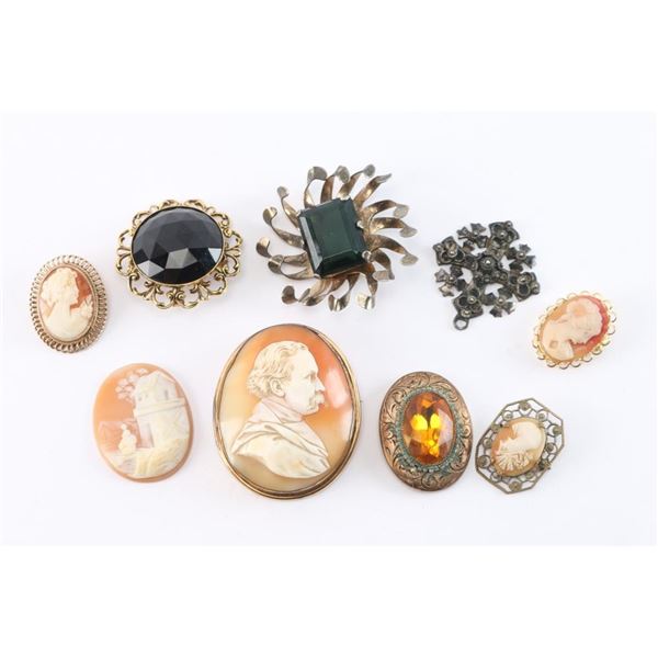 Lot of Vintage Broaches