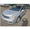 Image 2 : DUNCAN - 2010 NISSAN VERSA GREY 214404 KMS - 401624-1