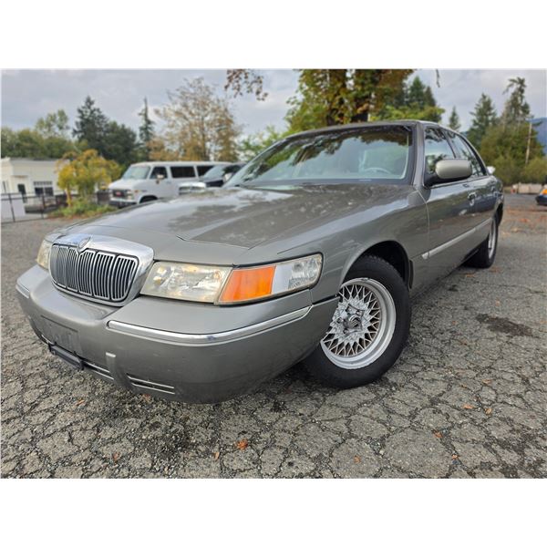 DUNCAN - 1999 MERCURY GRAND MARQUIS GREEN 181196 KMS - 716832-1