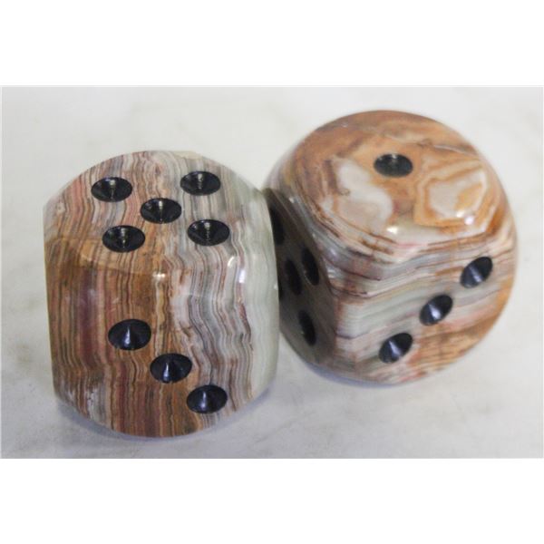 HAND CARVED DEDOCATIVE ONYX MARBLE DICE PAIR
