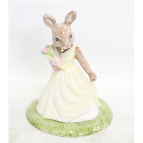 ROYAL DOULTON 2002 "WITH LOVE" BUNNYKINS