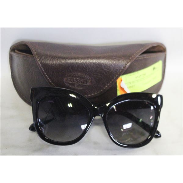 FOSSIL FW205 BLACK CAT-EYE SUNGLASSES