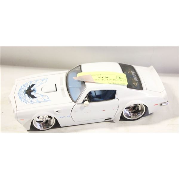 JADA 1970 PONTIAC FIREBIRD (1:24 SCALE)