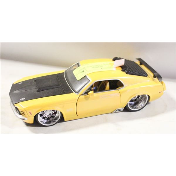 JADA 1970 FORD MUSTANG BOSS - YELLOW