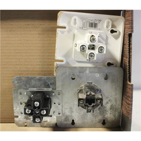 3 X 30 AMP RECEPTICLE OUTLETS
