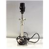 Image 1 : COMPACT STYLE TABLE LAMP