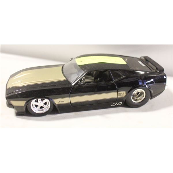 JADA 1973 FORD MUSTANG MACH 1 (1:24 SCALE)