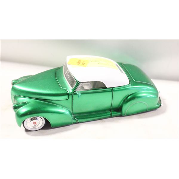 JADA 1940 PONTIAC BUSINESS COUPE - GREEN