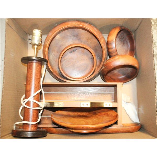 VINTAGE DECORATIVE WOOD ITEMS- BOX LOT ASSORTED