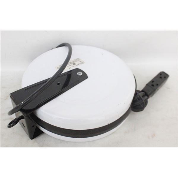 REEL-O-MATIC HEAVY QUALITY CORD REEL