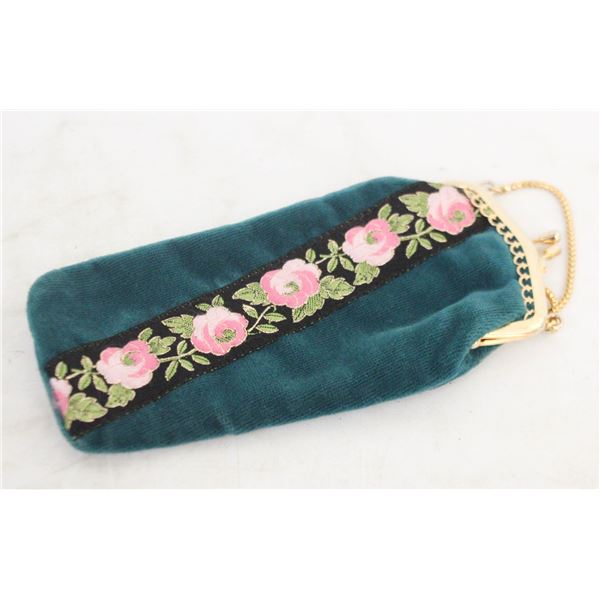 VINTAGE VELVET KISS-LOCK EYEGLASS CASE