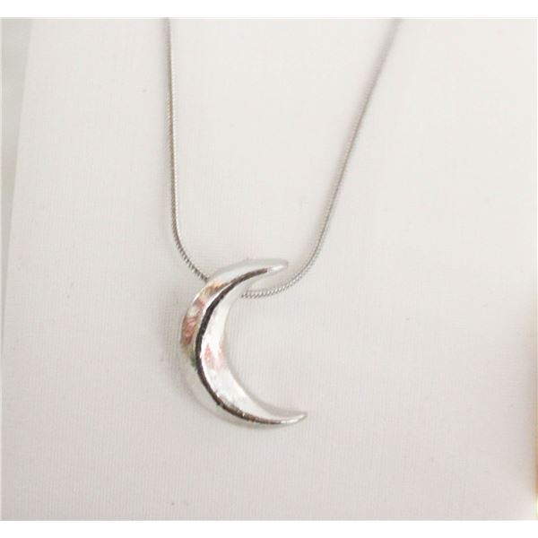 NEW HALFMOON PENDANT NECKLACE,