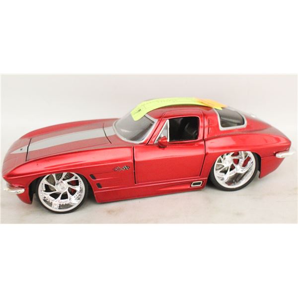 JADA 1963 CHEVY CORVETTE STING RAY COUPE