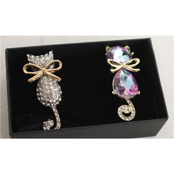 NEW 2PCS BROOCH SET