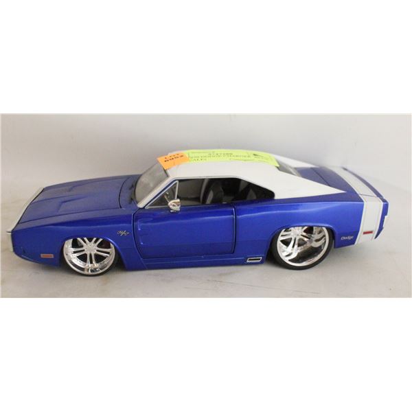 JADA 1970 DODGE CHARGER  BLUE (1:24 SCALE)