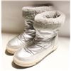 Image 1 : ESTATE COUGAR LADIES SZ 7 SILVER COLOUR