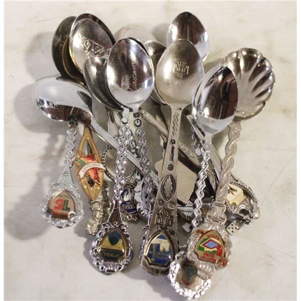 15 VINTAGE COLLECTOR SPOONS FROM AROUND THE WORLD