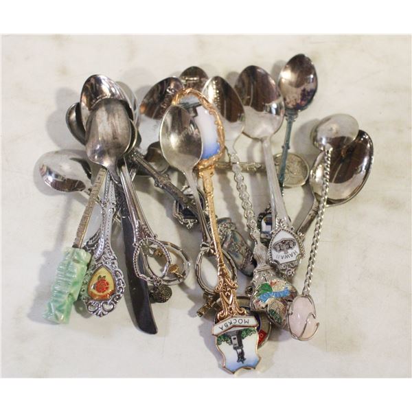 15 VINTAGE COLLECTOR SPOONS FROM AROUND THE WORLD