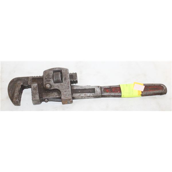 3 VINTAGE FORGE STEEL PIPE WRENCHES