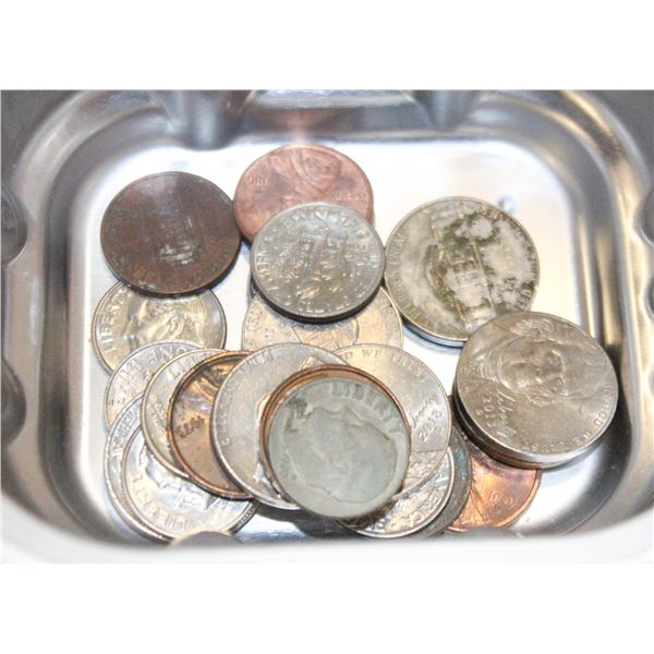 TRAY OF US COINS