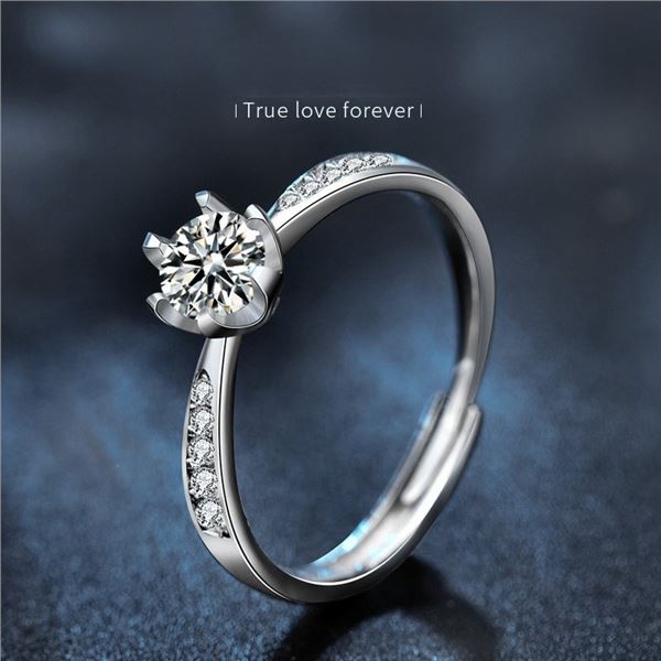 GRA CERTIFIED ROUND BRILLIANT MOISSANITE
