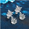 Image 2 : 1 CT GRA CERTIFIED TASSEL STYLE ROUND BRILLIANT
