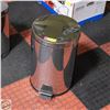 Image 1 : ROUND STAINLESS STEEL PEDDLE GARBAGE CAN