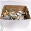 Image 1 : LOT OF ESTATE CHINA AND GLASS